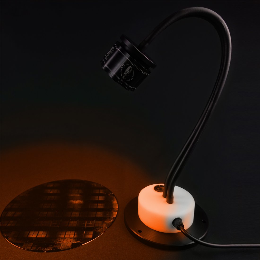 LED Inspection Lamp - 15W (Table-Top) RED-ORANGE LED Inspection Lamp - 15W (Table-Top) RED-ORANGE