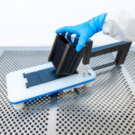 Manual wafer transfer (WHS-T3) Manual wafer transfer (WHS-T3)