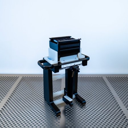 Manual Single Wafer Presenter 100 mm (4”) Manual Single Wafer Presenter 100 mm (4”)