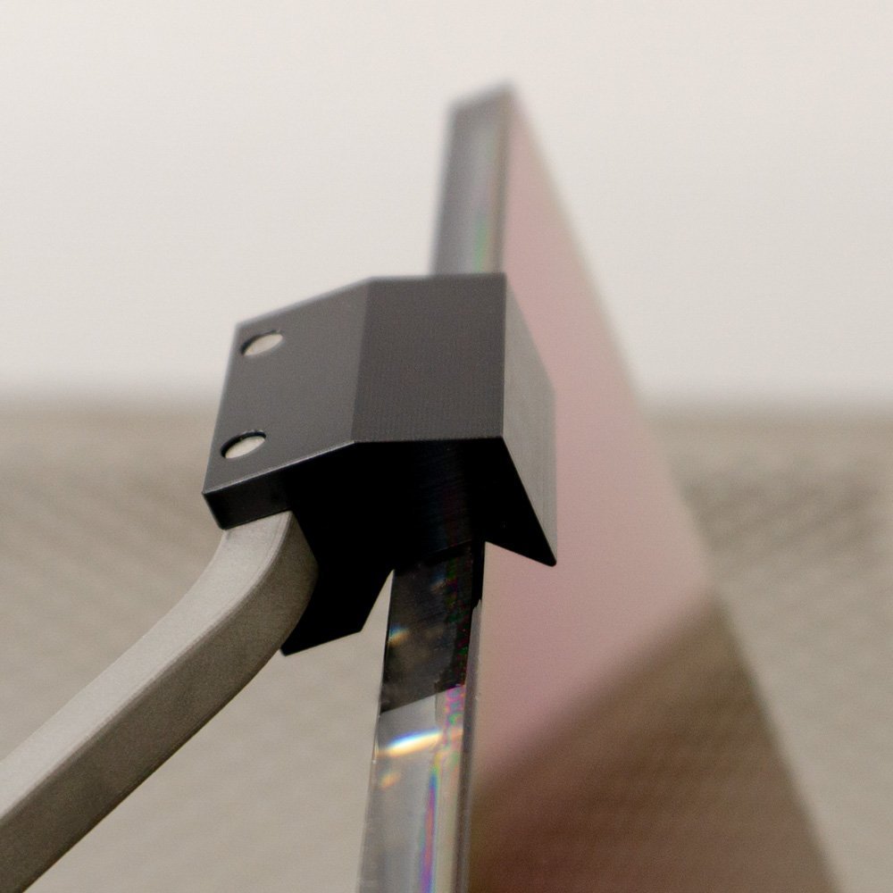 8826-483-WHS-L1-6520-mask_picker_inzoom